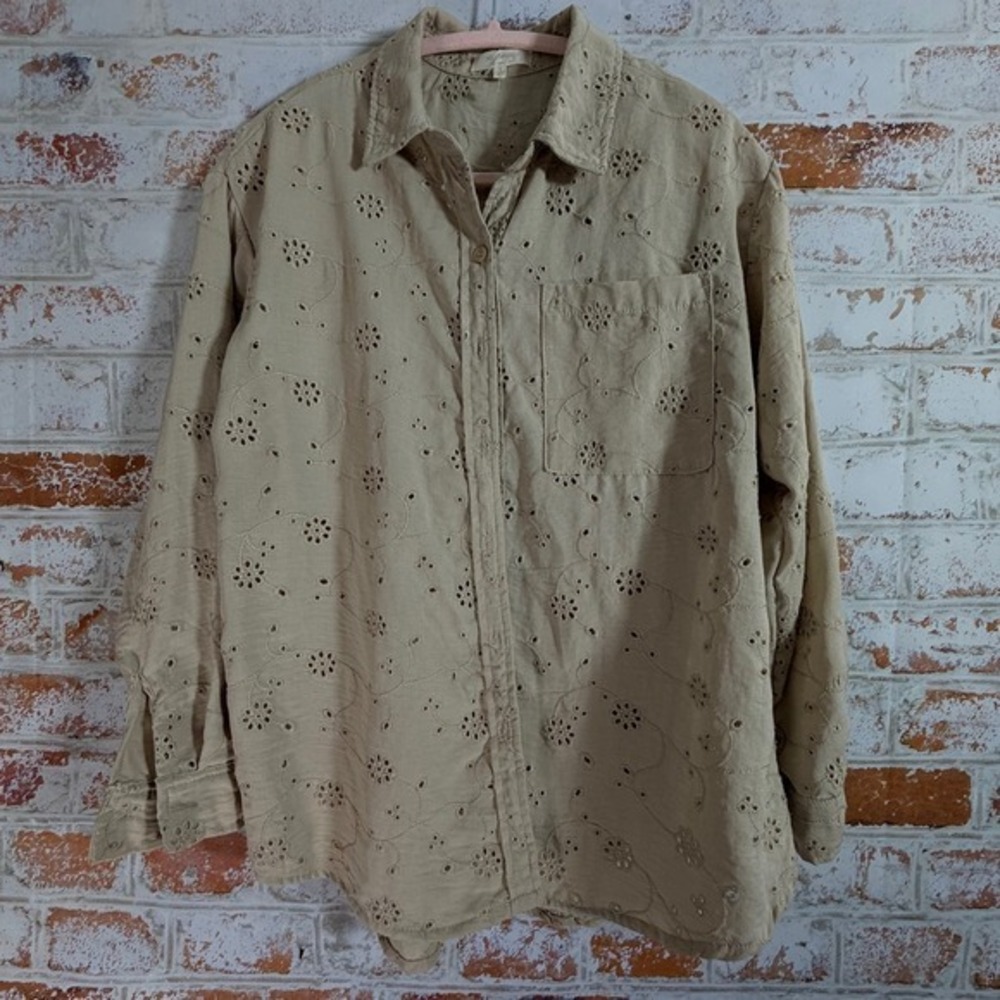 No Comment Button Down Shirt Womens Small Tan Excellent Eyelet Linen Blend Top
